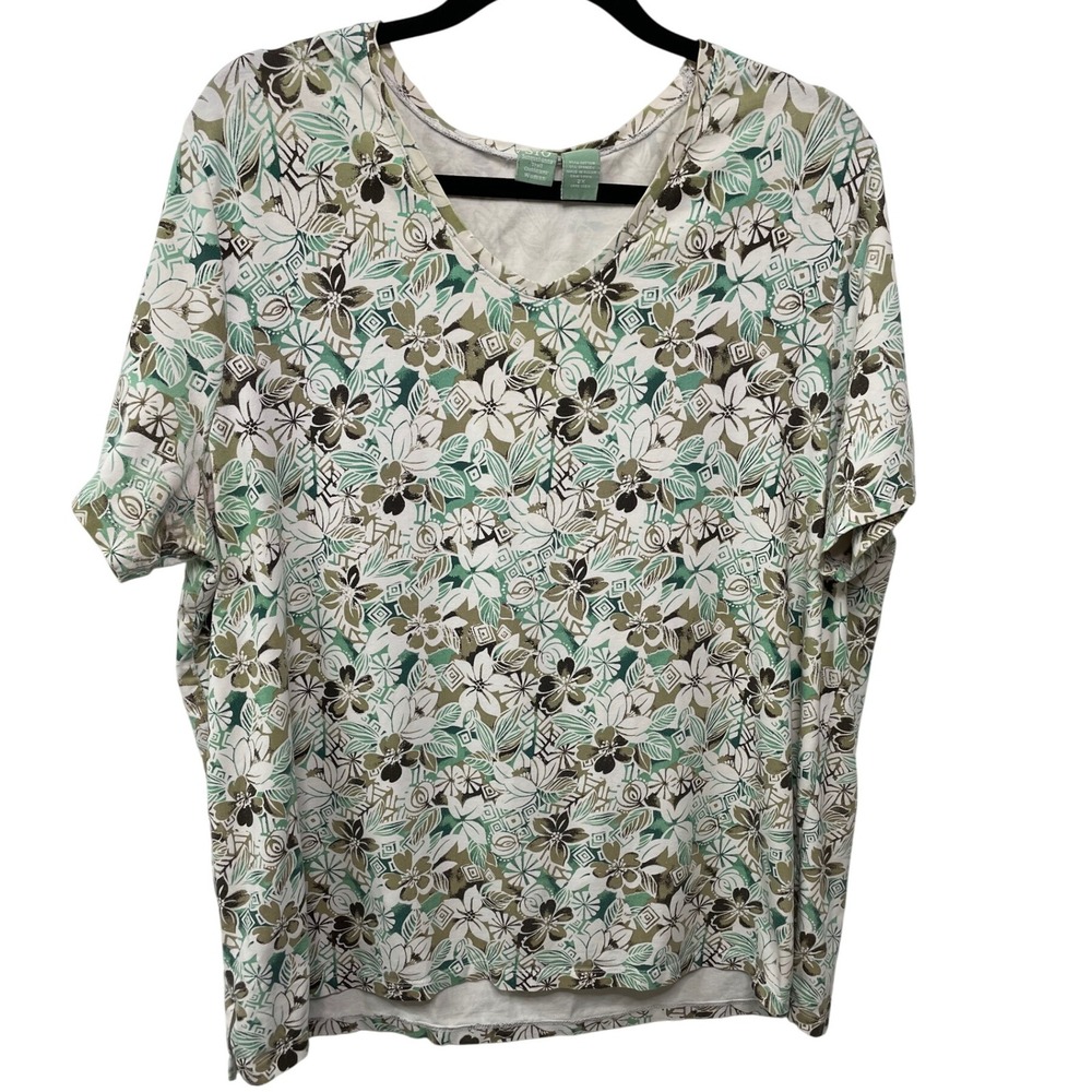 STO Susquehanna Trail Outfitters Woman 2X Floral Print V Neck T-Shirt Top Casual